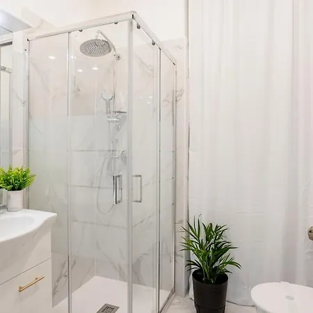 Vatican Area Stylish 2br Fast Wifi & Ac Apartment *