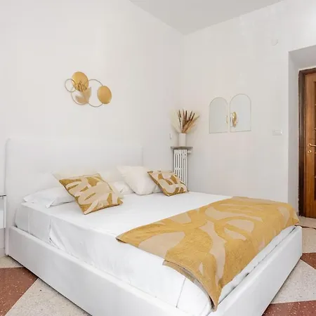 Apartment Vatican Area Stylish 2br Fast Wifi & Ac *