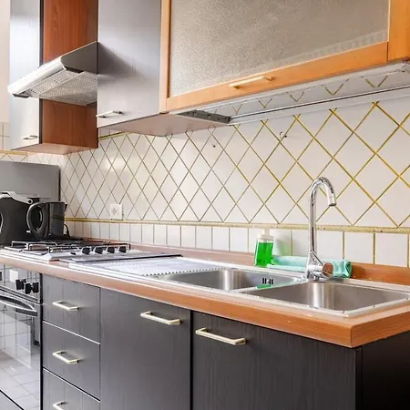 Apartment Vatican Area Stylish 2br Fast Wifi & Ac *